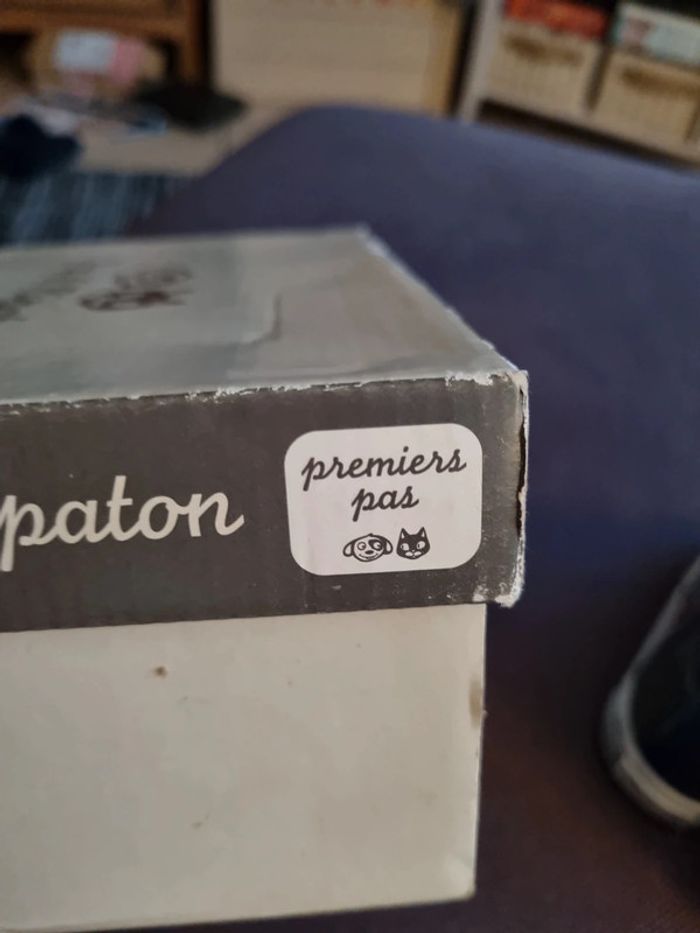 Baskets neuves à velcro tout cuir T18 - photo numéro 7