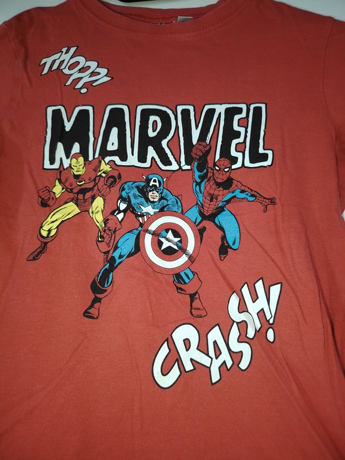 Tee shirt marvel Avengers taille 5 ans - photo numéro 2