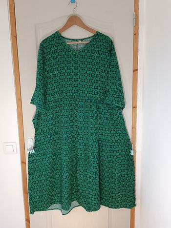 Robe ample verte 46 3XL