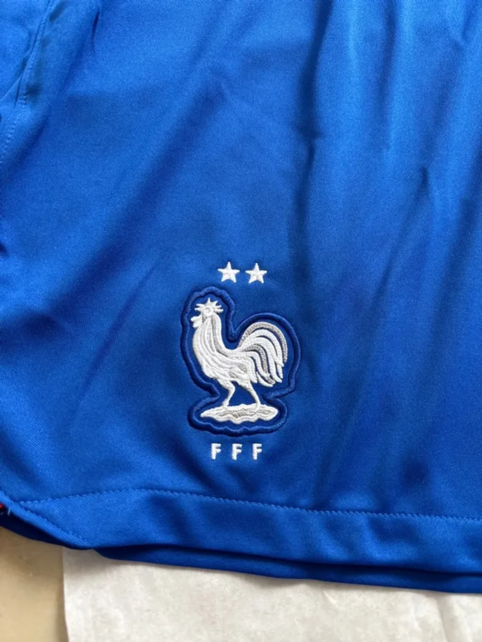 Short de foot Nike équipe de France taille L Adulte Slim authentique neuf - photo numéro 2