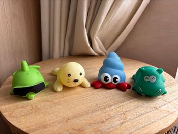 Lot de 4 jouets d’eau ou pour le bain