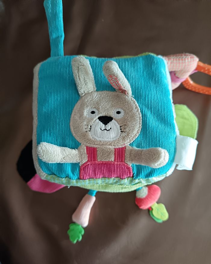 Cube d'Activitées d'Eveil Bébé