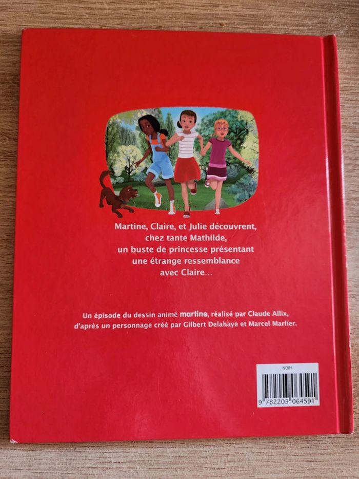 Livre " Martine une princesse de rêve " - photo numéro 2
