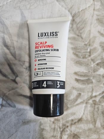 Exfoliant pour le cuire chevelu