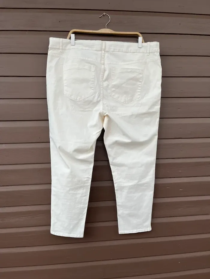 Pantalon blanc Kiabi - photo numéro 6