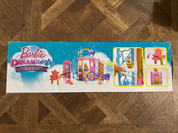 Chateau Barbie transportable - photo numéro 2