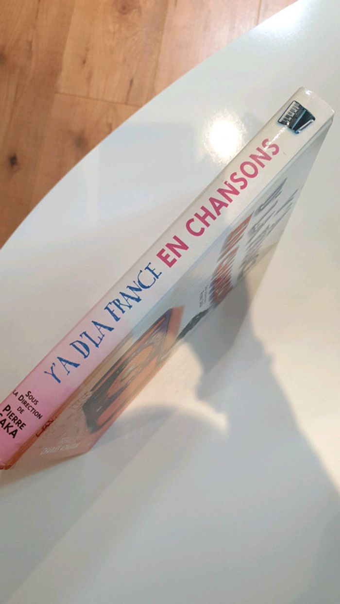 Jolie livre - photo numéro 8