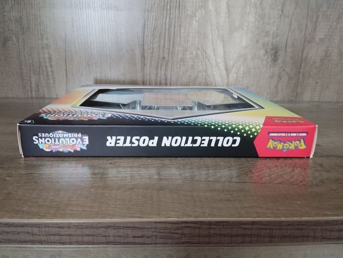 Pokémon coffret collection poster écarlate et violet évolutions prismatiques - photo numéro 6