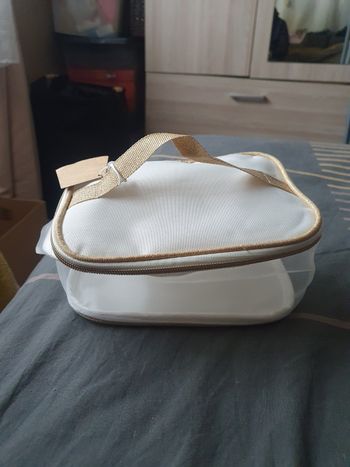 Trousse a maquillage 