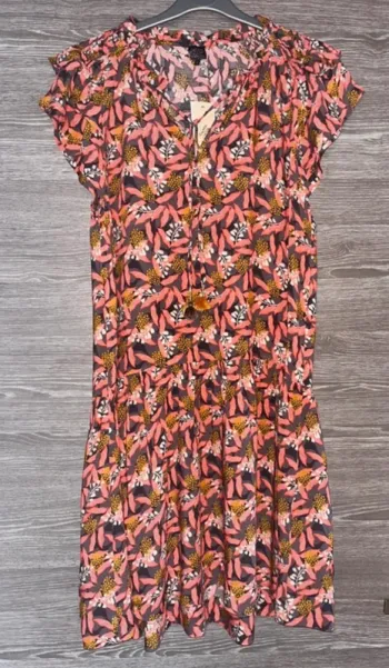 Robe imprimée à volants  XS  neuf étiquette  little miss Captain Tortue