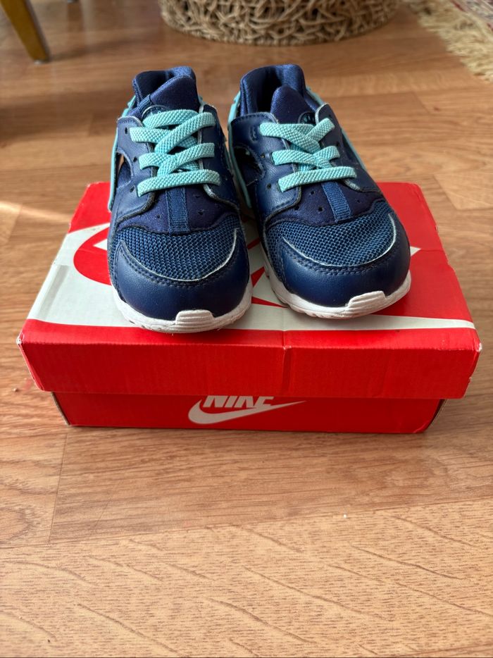 Baskets garçon huarache Nike - photo numéro 2