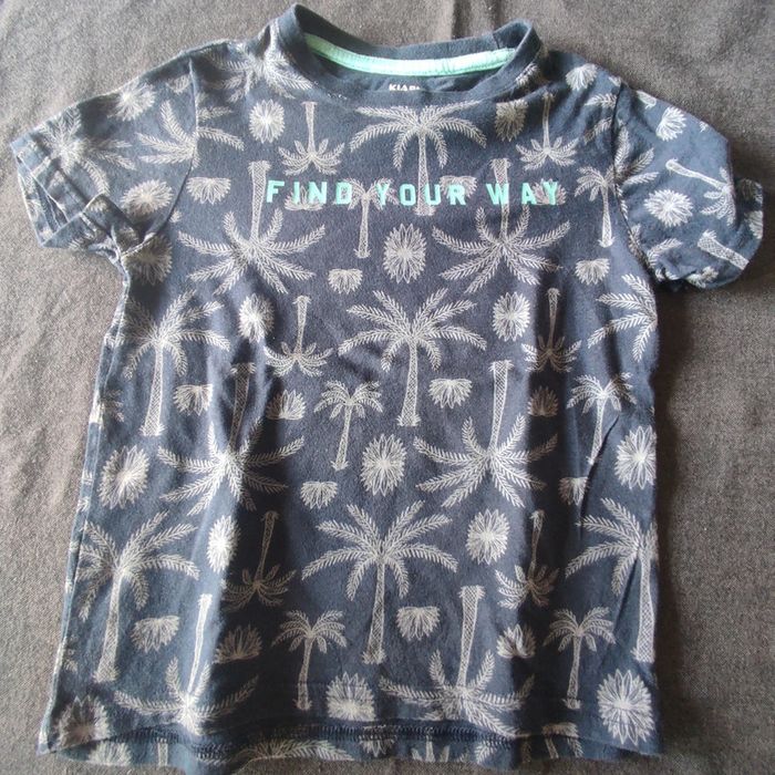 Tee shirt Kiabi taille 6ans