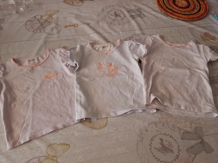 Lot 3 maillots de corps 3 ans