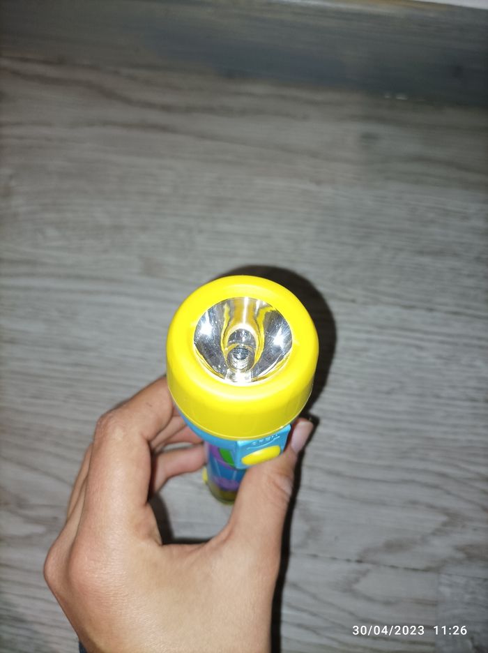 Lampe torche Peppa Pig - photo numéro 4