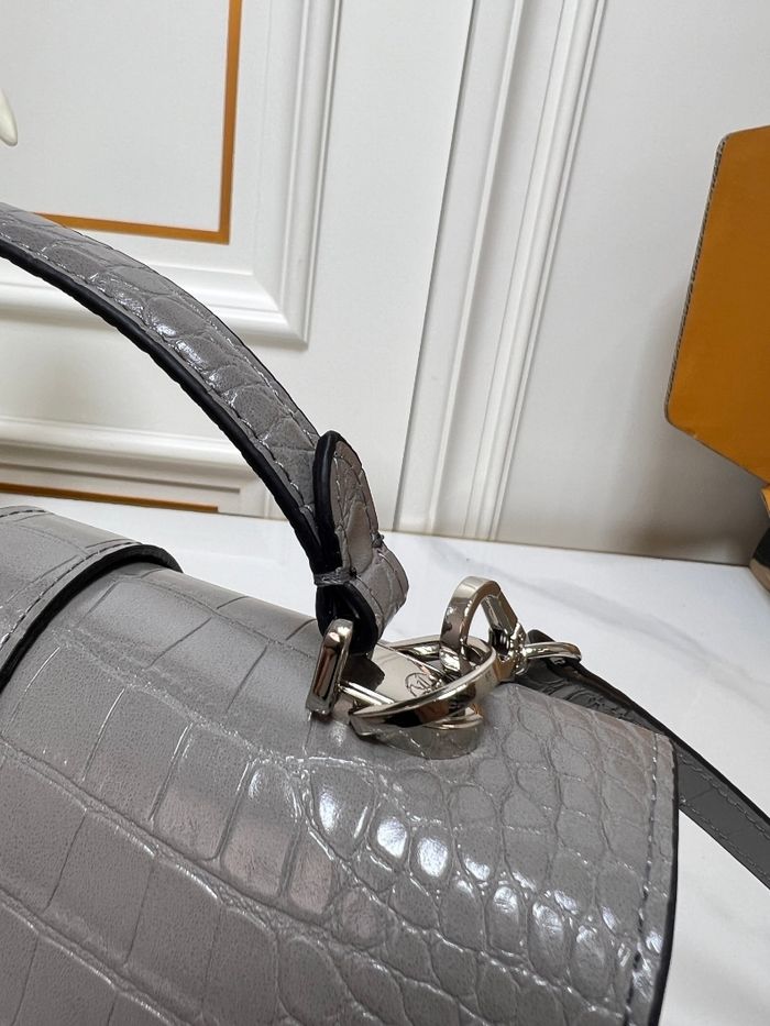 Louis Vuittoṇ    80527 - photo numéro 7