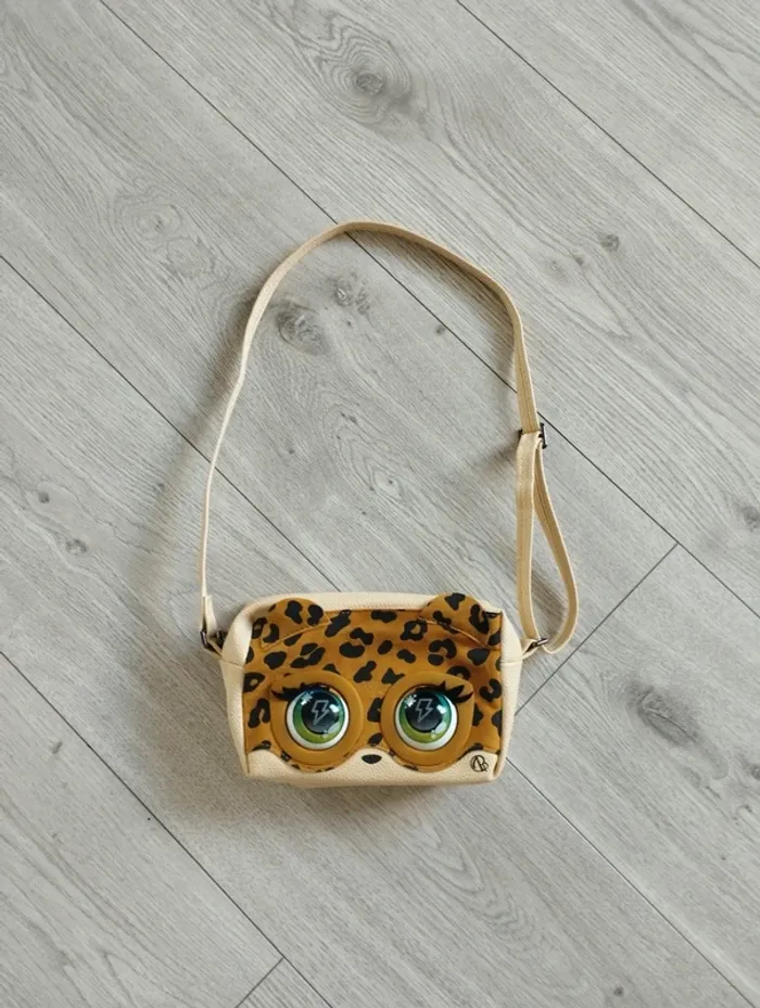 Sac à main interactif