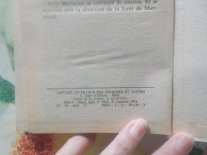 2 Bibliothèque Rose Robin des Bois et La Belle et le Clochard - photo numéro 9