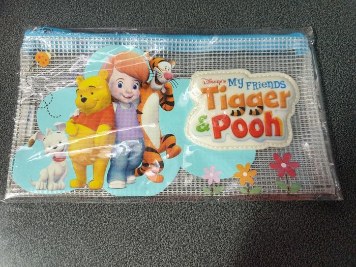 Trousse fine Winnie l'ourson disney NEUF