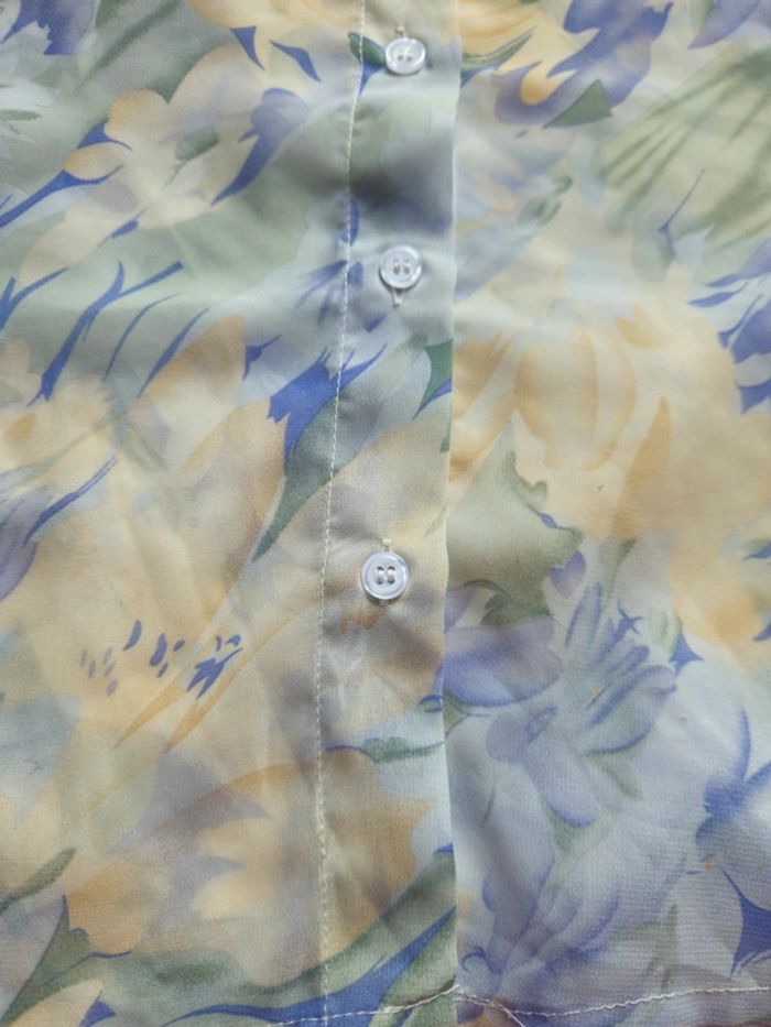 Chemise a fleurs - photo numéro 5