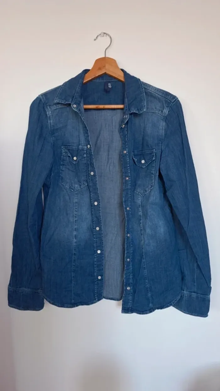 Chemise en jean Liu Jo – État neuf - ok taille S/M - photo numéro 2