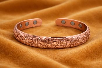 🧲 Bracelet Magnétique en Cuivre – Énergie, Bien-être & Élégance 💫