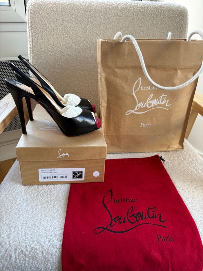 Escarpins bouts ouverts Louboutin - Taille 36,5 - photo numéro 10