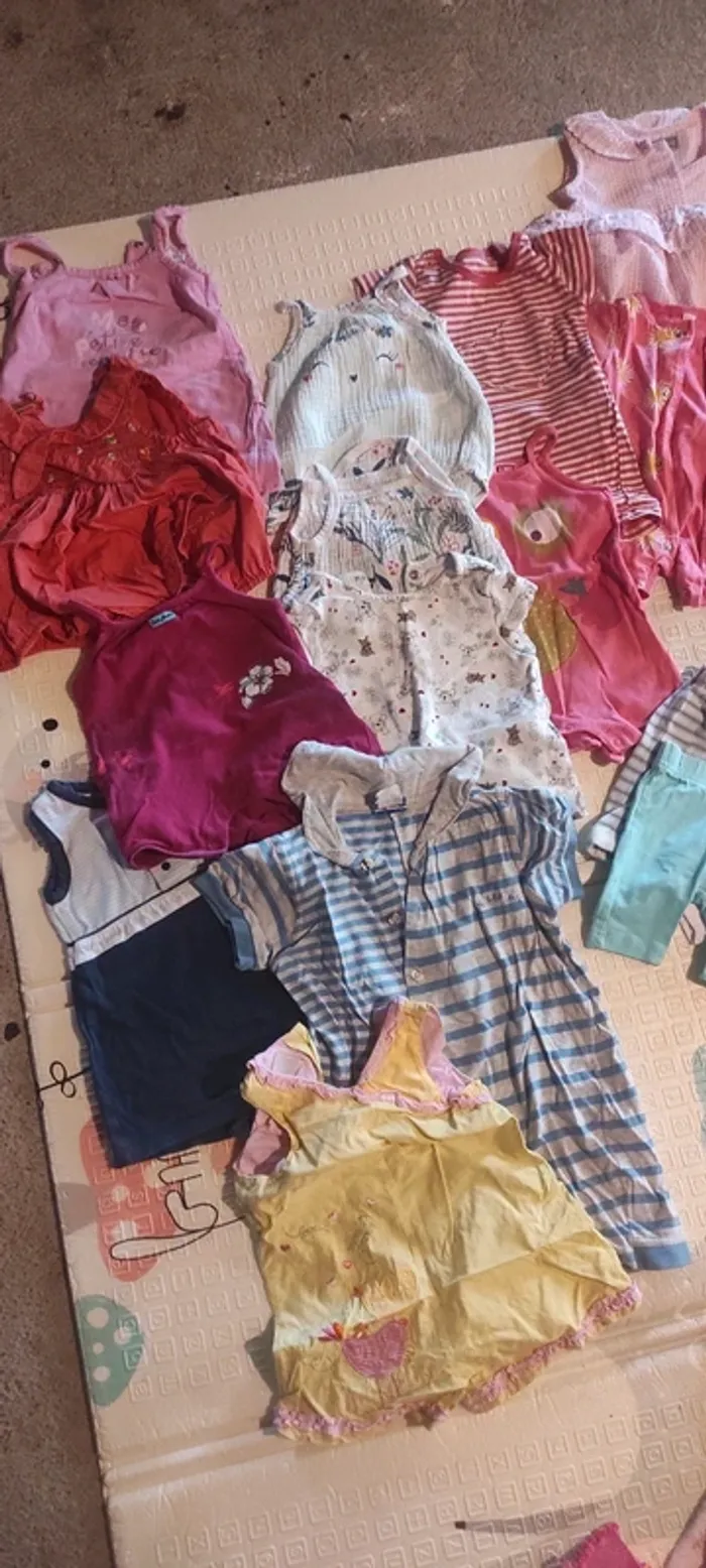 Gros lot printemps été 3 mois fille-garçon - photo numéro 2