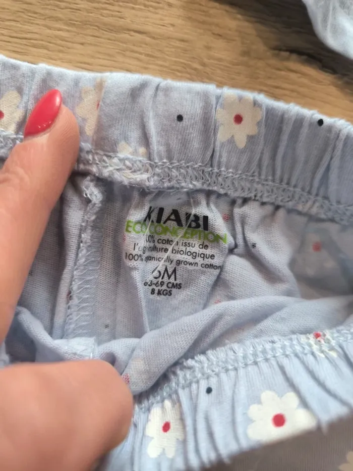 T-shirt et short - photo numéro 2