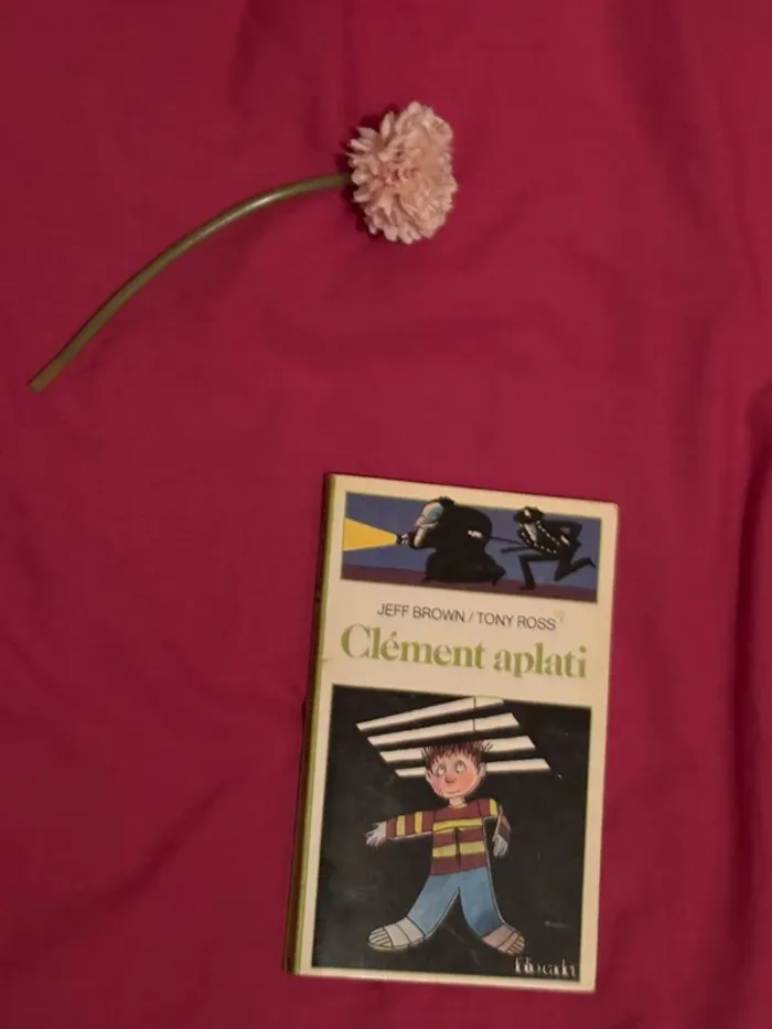 Clement aplati