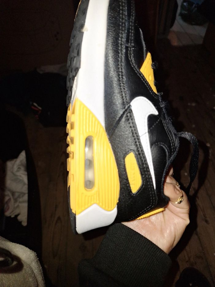 Air max 90 taille 35 - photo numéro 5