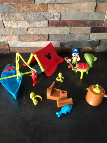 Camping et Barbecue  Mickey