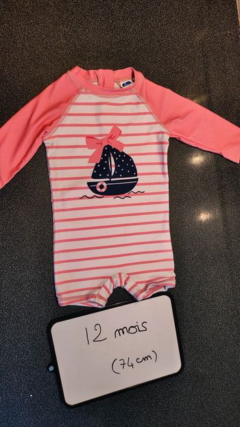 combinaison anti UV taille 12 mois