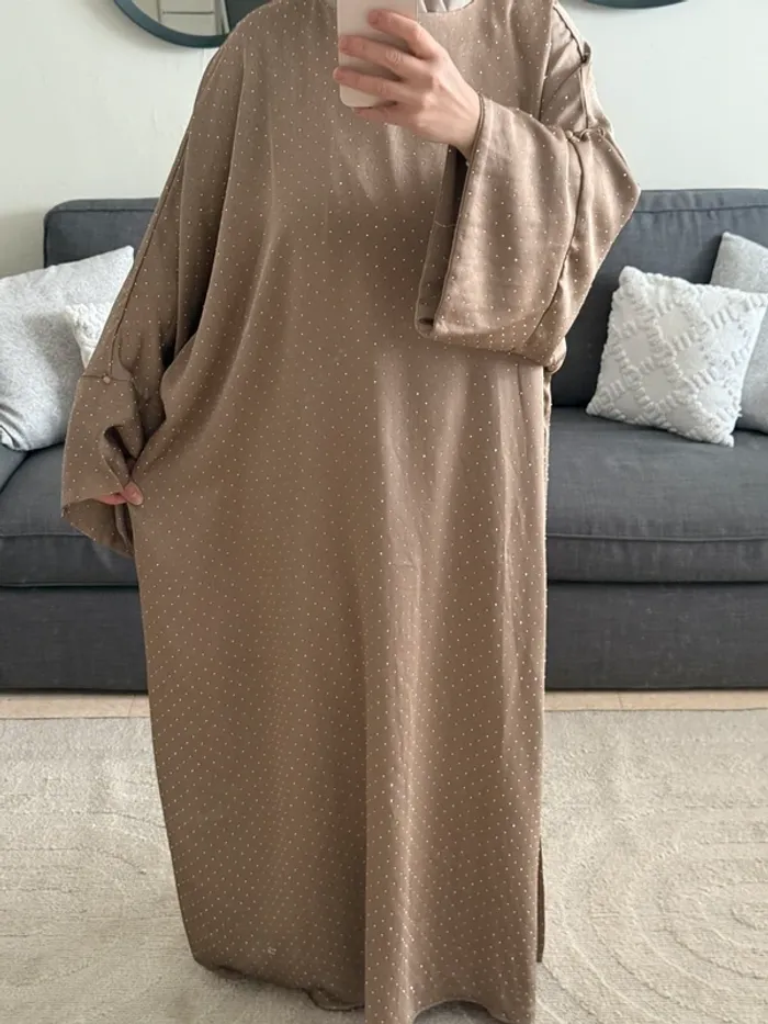 Abaya taupe