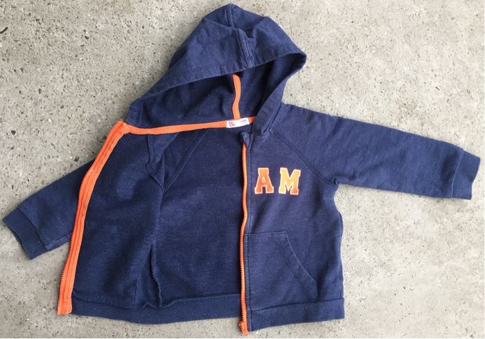 Gilet à capuche 18 mois