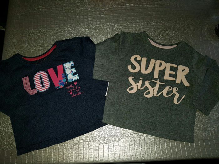 Lot de 2 T-shirts manches longues 9/12 mois