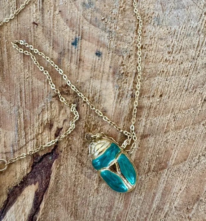 Collier chaîne acier inoxydable or réglable pendentif scarabée résine verte - photo numéro 3