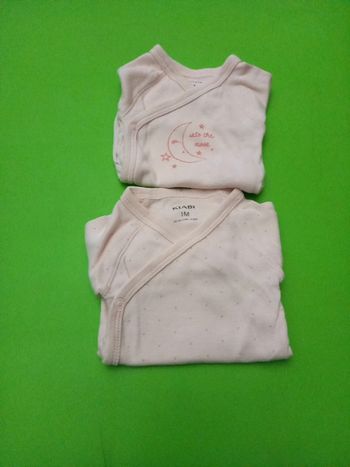 Lot 2 bodies manche longue rose 1 mois
