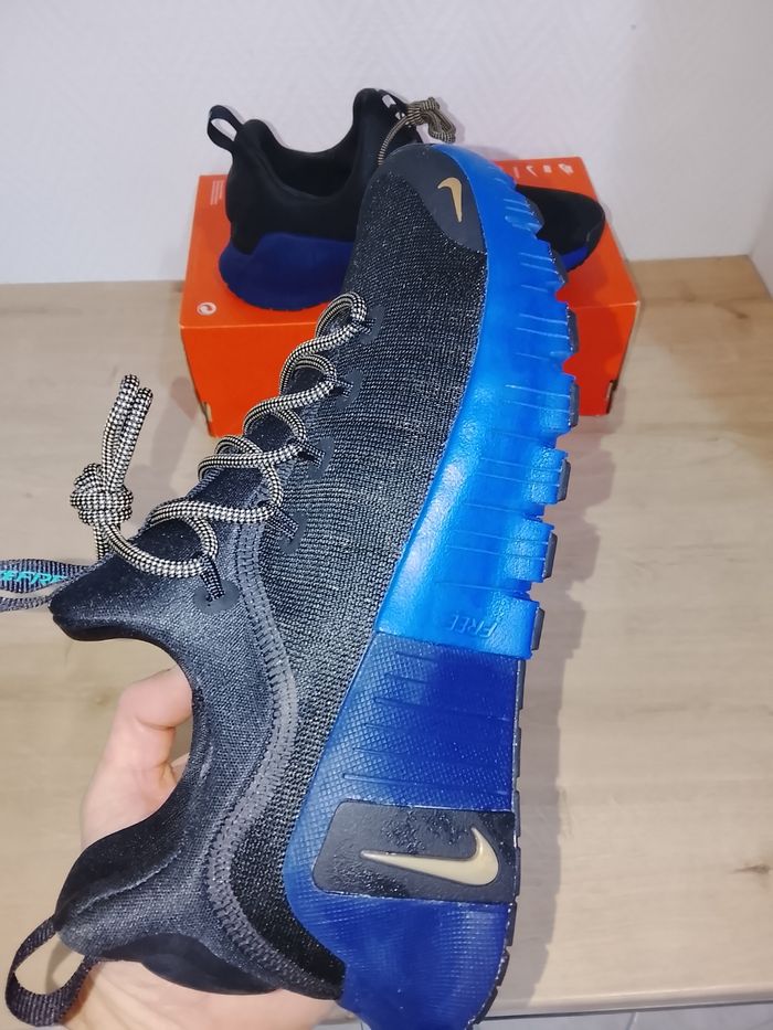 Nike Free Metcon 6 AMP taille 39 - photo numéro 2