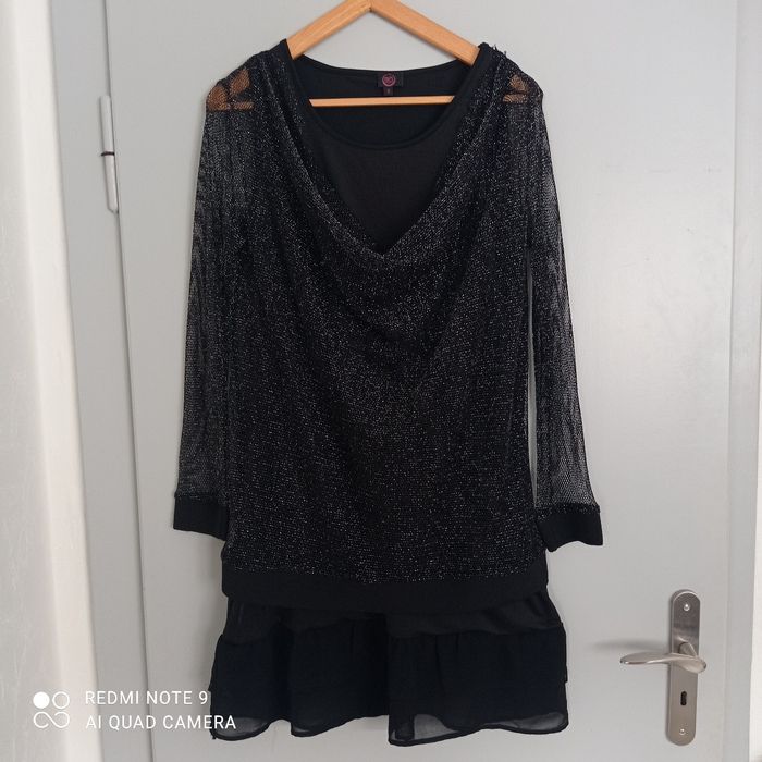 Robe noire résille t40