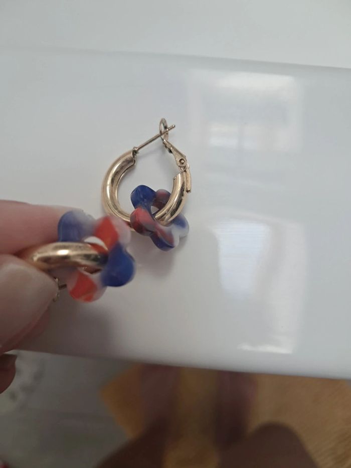 Boucles d'oreilles fleurs - photo numéro 3