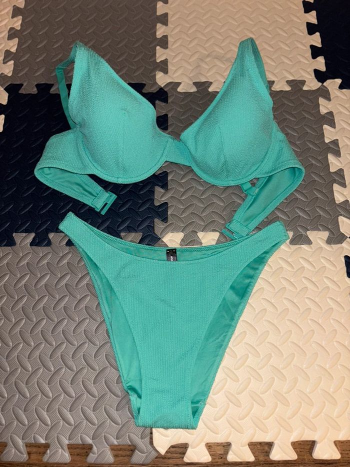 Lot / ensemble Maillot de bain 2 pièce bleu/vert texturé, corbeille - photo numéro 8