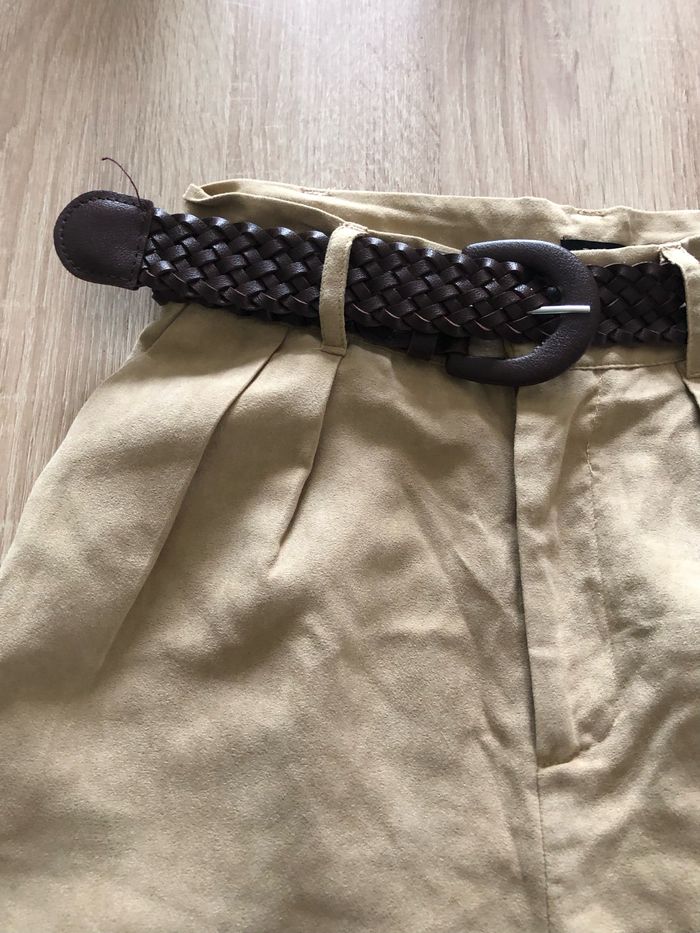 Short beige XS neuf - photo numéro 4