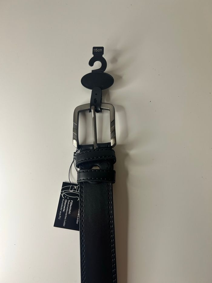 Ceinture en cuir noir taille 115 cm neuve - photo numéro 3
