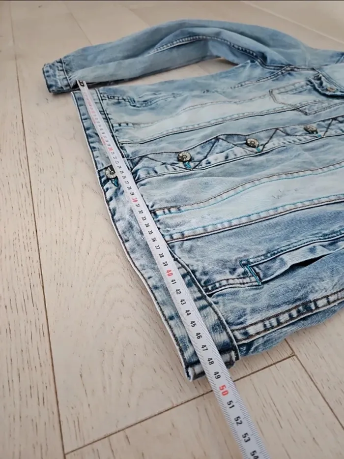 Veste en jean effet usé - photo numéro 16