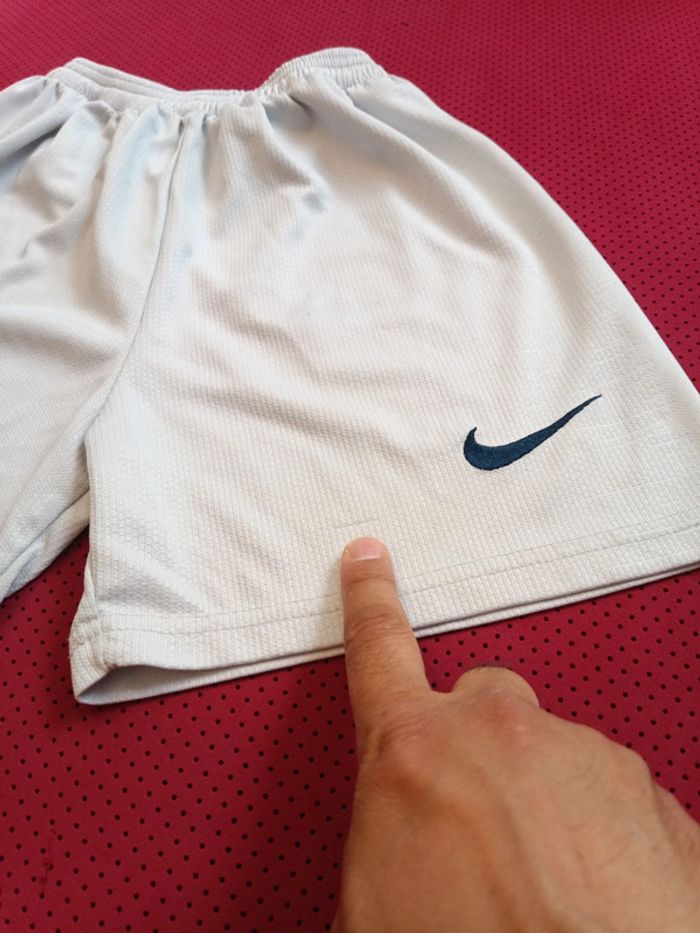 Short de foot France, Nike Authentique Officiel taille enfant 8/10 ans - photo numéro 6
