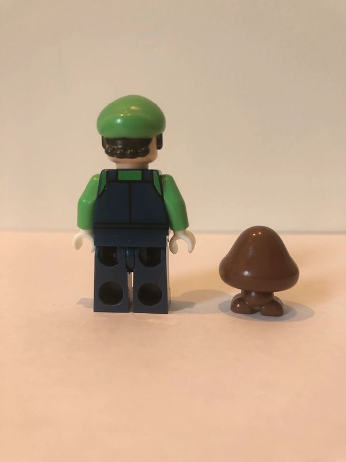 Figurine type lego cousin Luigi et le champignon magique. Super Mario - photo numéro 3