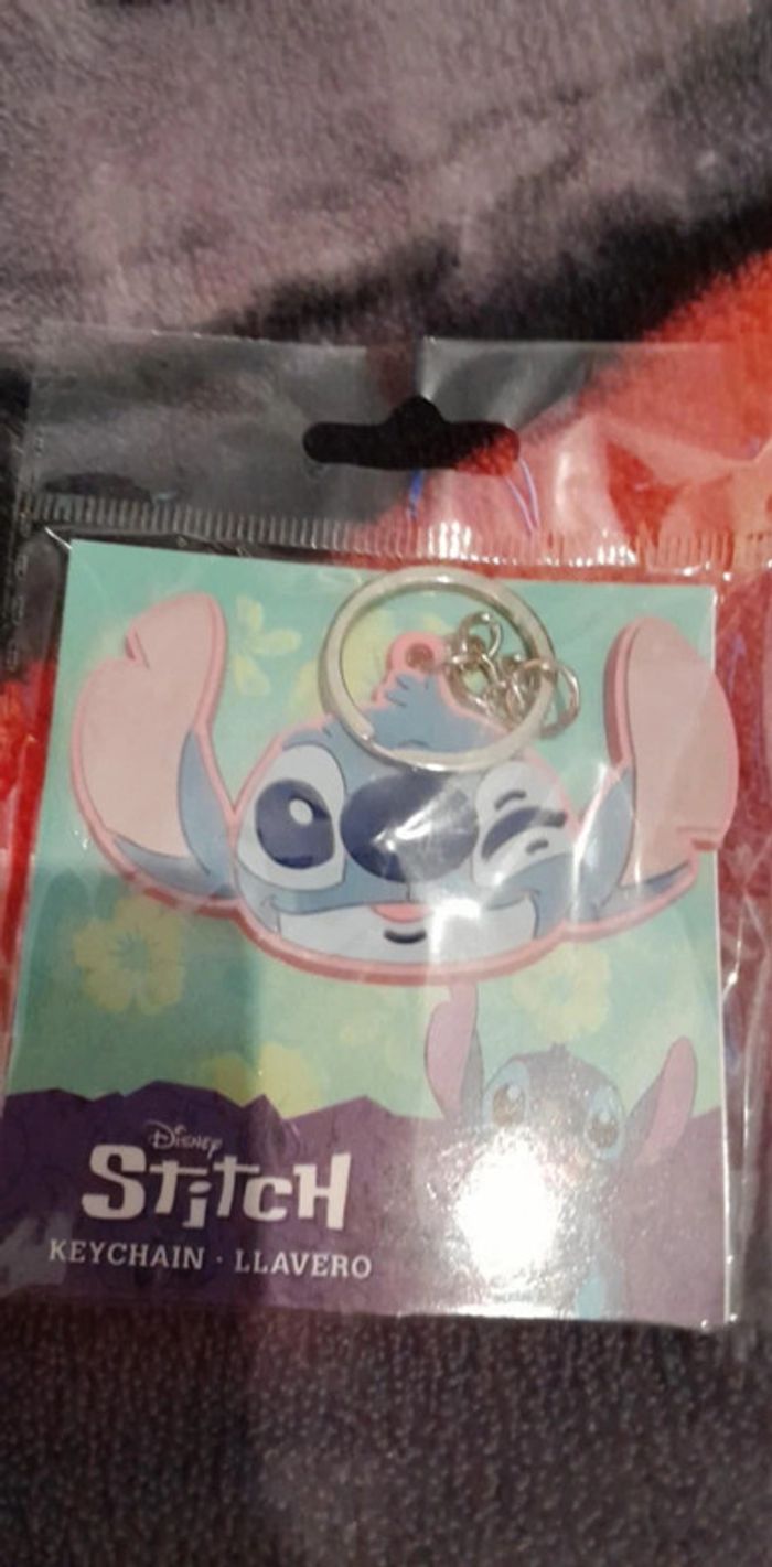 2 porte clé stitch et angel - photo numéro 2
