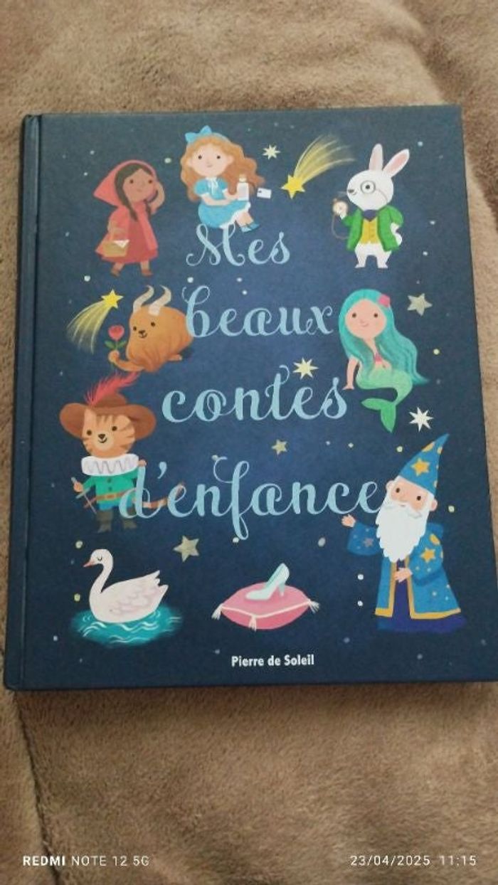 Livre mes beaux contes d'enfance