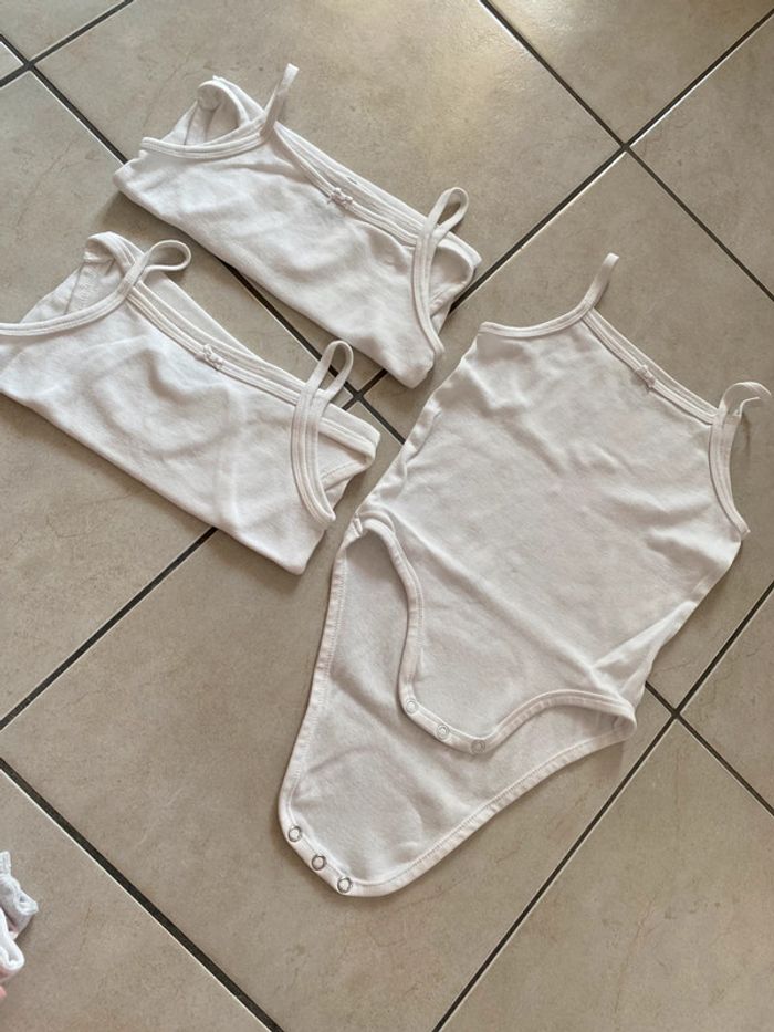 Lot de 3 body blanc bretelles fines H&M 86 - photo numéro 6