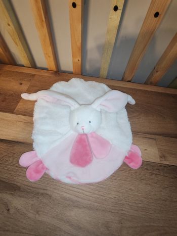 Lapin rose les tendres doux baby nat 